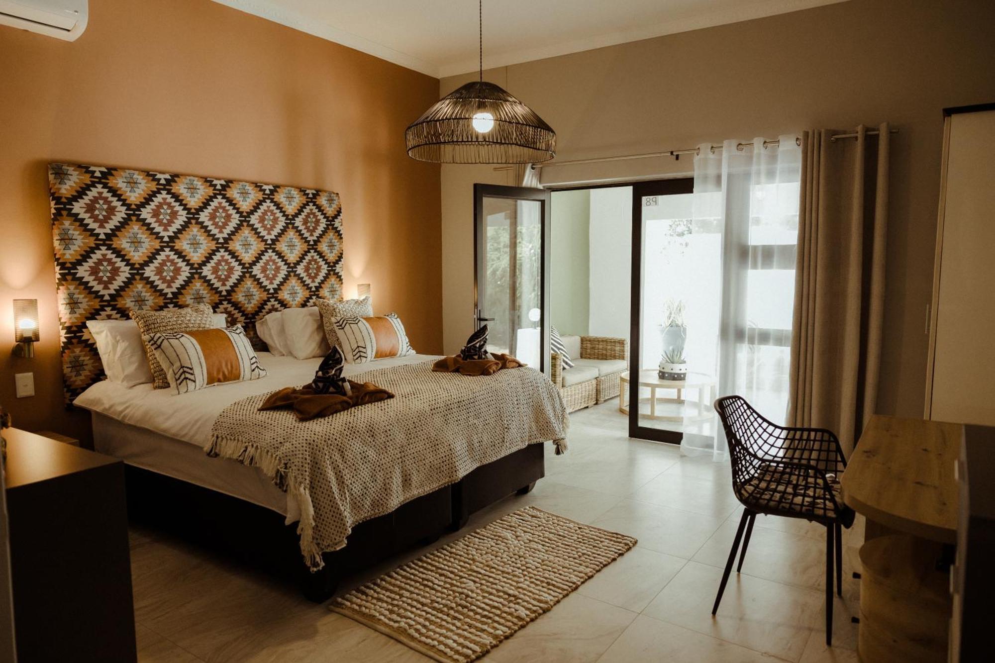 Out Of Africa Town Lodge Otjiwarongo Εξωτερικό φωτογραφία