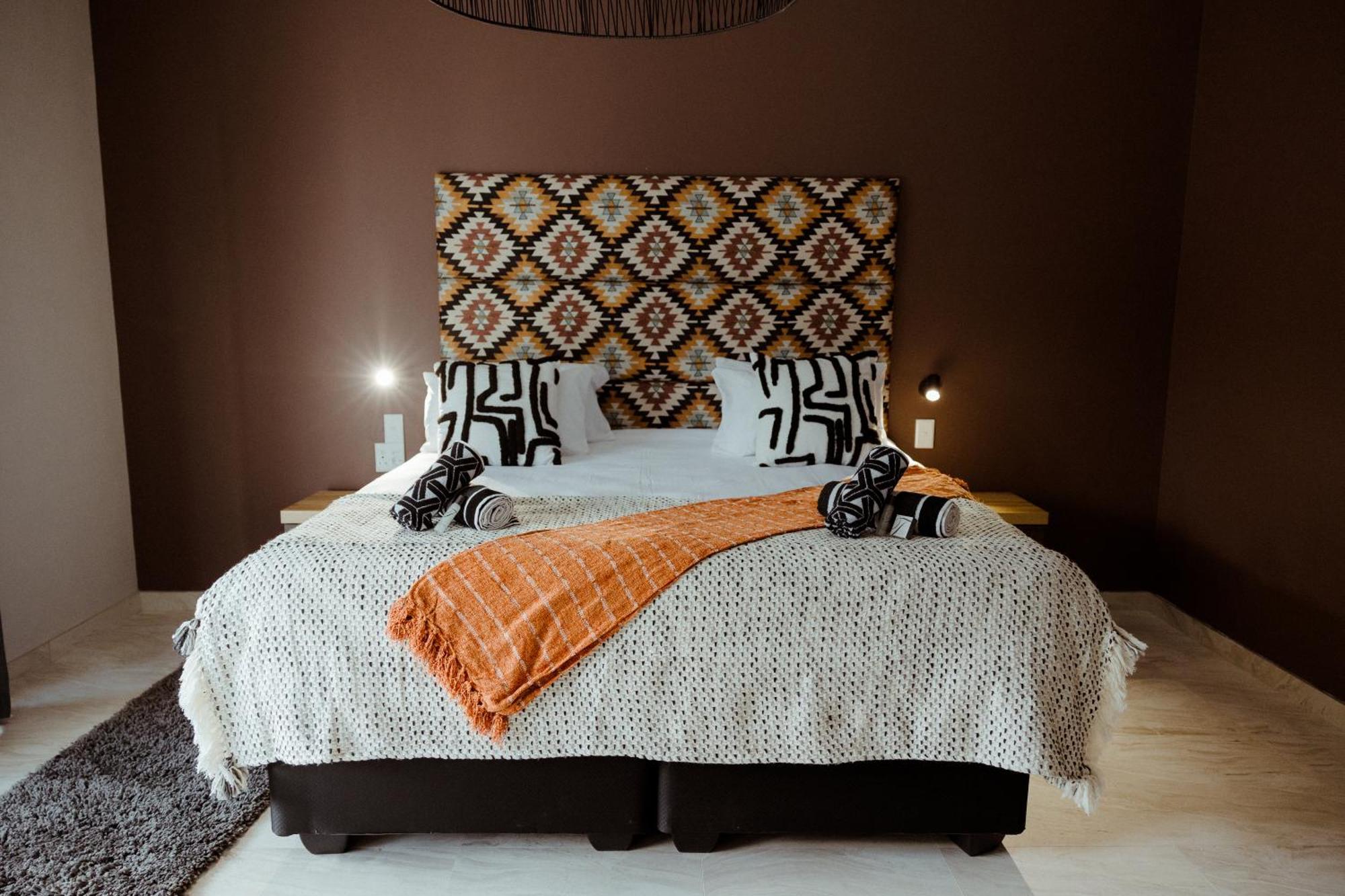 Out Of Africa Town Lodge Otjiwarongo Εξωτερικό φωτογραφία