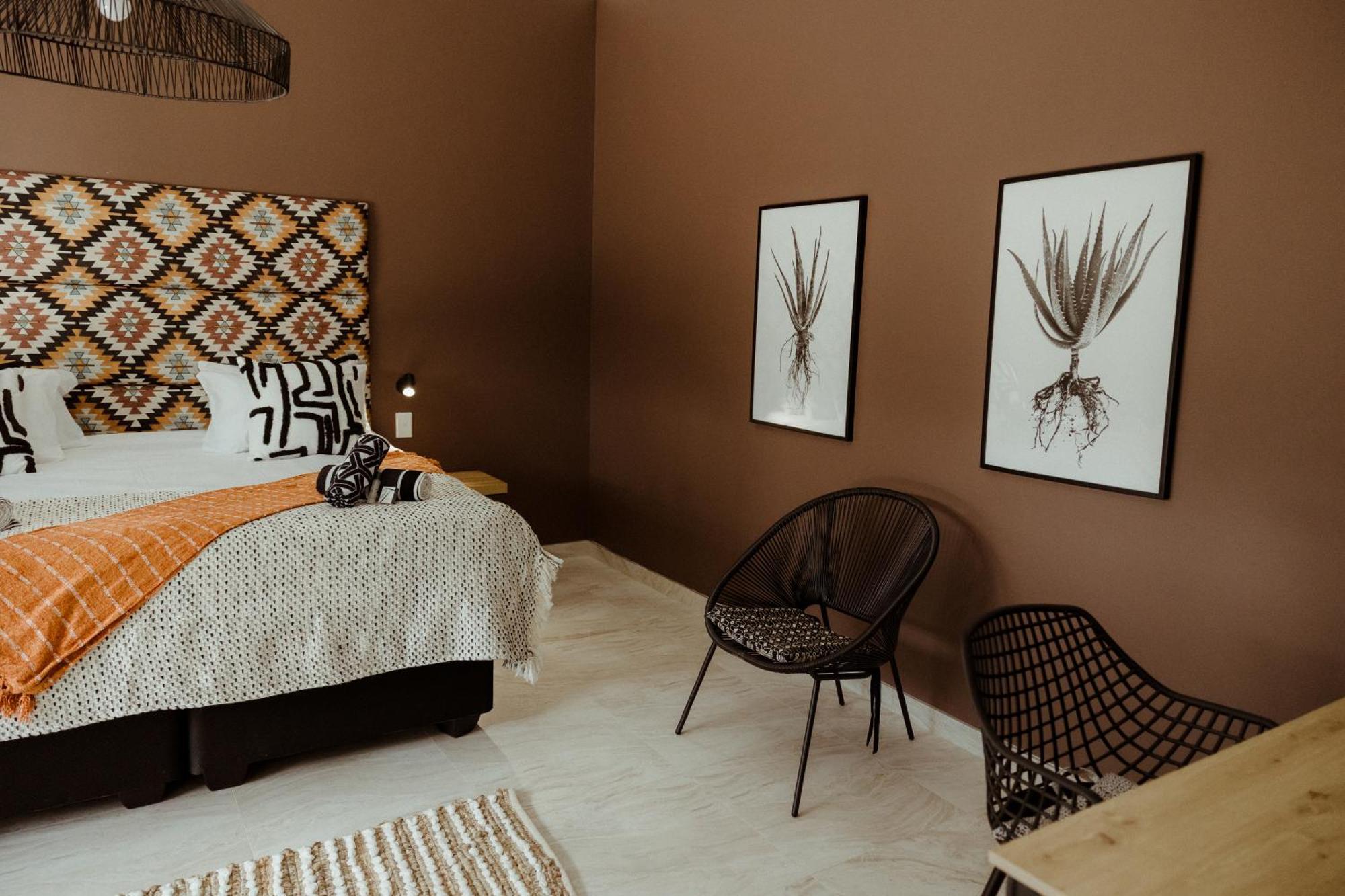 Out Of Africa Town Lodge Otjiwarongo Εξωτερικό φωτογραφία